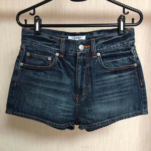 TOMMY ショートパンツ デニムパンツ ハート S