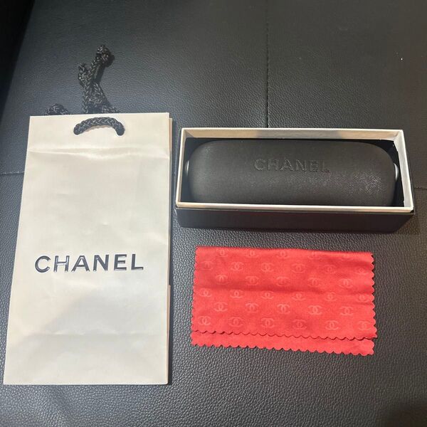 シャネル CHANEL 眼鏡ケース サングラスケース メガネクロス・ショッパー付き