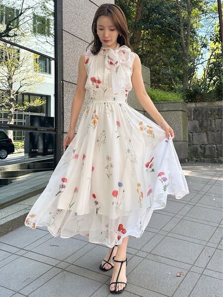 SNIDEL 新品タグ付き バックリボンシフォンワンピース 白 ホワイト 花柄 0 Sサイズ 即日発送