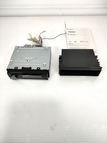 美品 カロッツェリア パイオニア DEH−4500 小物入れ付き