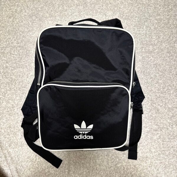 adidas 黒 バックパック リュック バッグ 子供用にも リュックサック バックパック