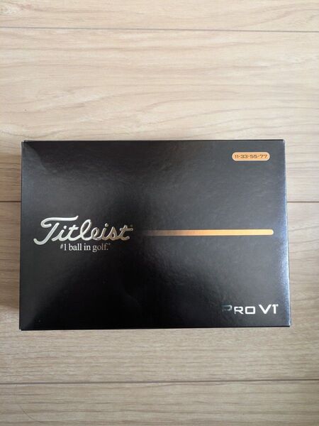 【新品未使用】タイトリスト PRO V1 ホワイト ダブルナンバー 2025年モデル