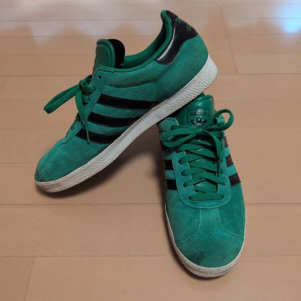 ビンテージスニーカーadidas Gazelle グリーン スエード 00年代 黒ライン 緑紐 白ソール