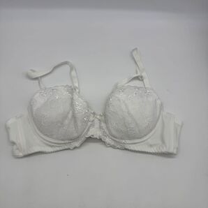 女性用下着 ブラジャー トリンプ Triumph B75