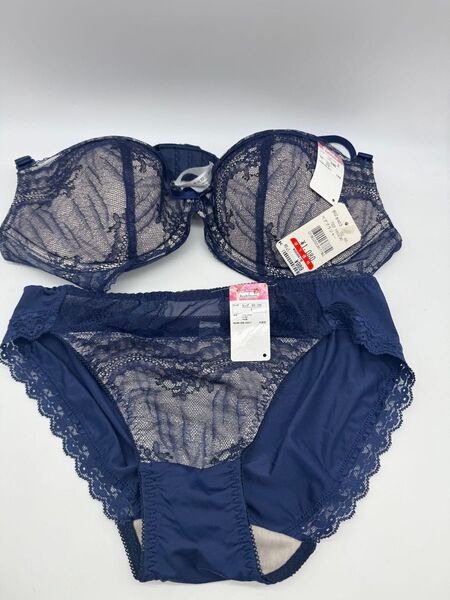 女性用下着 ブラジャーショーツセット メーカー不明品 2点セット