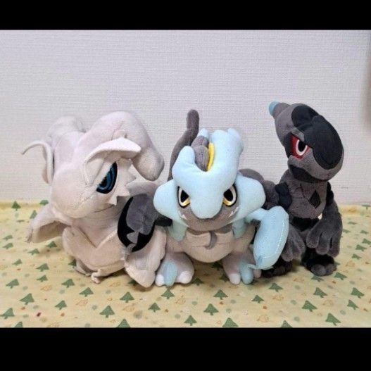 希少 ポケモンセンター ポケドール ゼクロム レシラム キュレム ぬいぐるみ ポケットモンスター