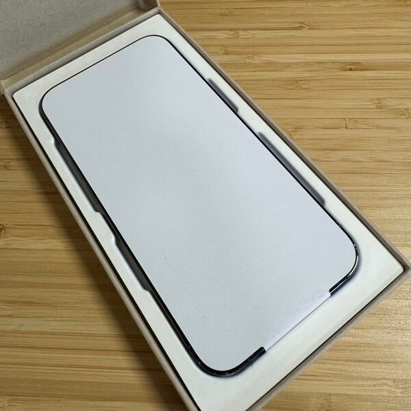 ほぼ新品! iPhone13Pro 256GB simフリー