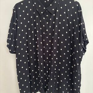 ユニクロ ドット 水玉 シャツ