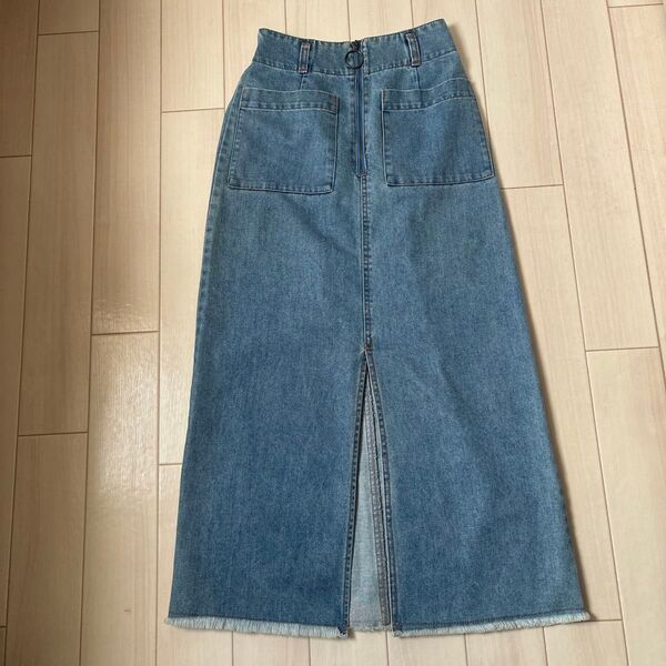 デニム ロングスカート スリット入り