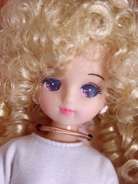 新品未開封 リカちゃんキャッスル 2024年2月セレクションモデル きらちゃん リトルファクトリー フレンド アフロ ピンク目人形