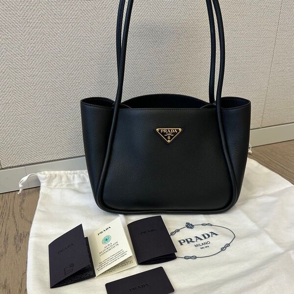 【新品】 PRADA プラダ グレインレザー バッグ
