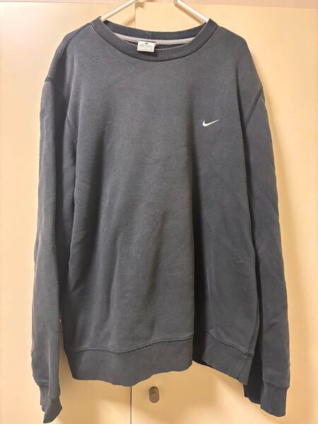NIKE ブラック スウェット