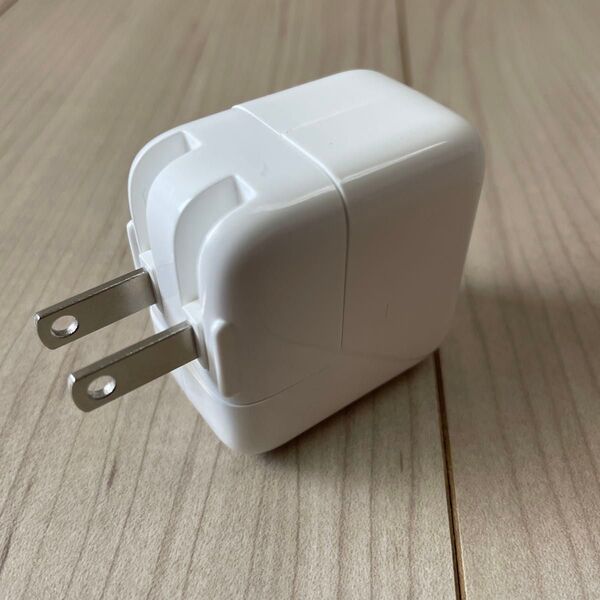 未使用品 ACアダプタ アダプター 電源 充電 12W USB パワーアダプター