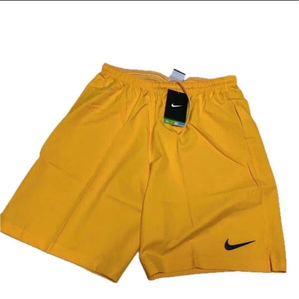 新品NIKEメンズショートパンツスポーツウエアハーフパンツMサイズ ナイキ NIKE ショーツ Nike