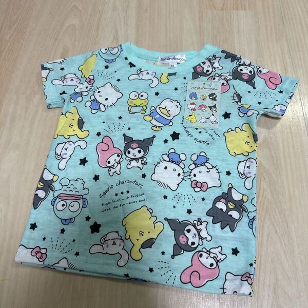 新品サンリオキャラクターズ半袖Tシャツ総柄Sanrio人気キャラベビー用90cm Tシャツ 半袖Tシャツ 半袖 総柄 こども服