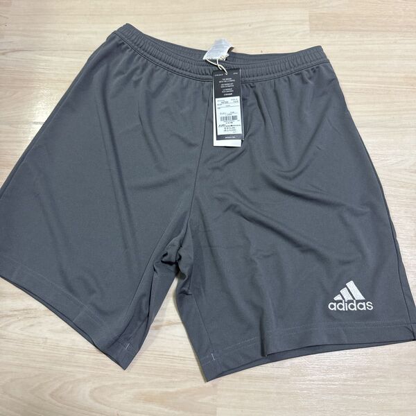 新品adidasメンズショートパンツLサイズグレー系トレーニングジム ハーフパンツ adidas ショーツ ショートパンツ
