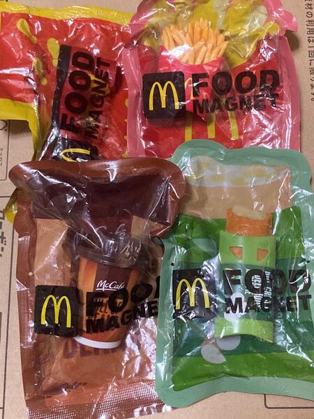 マクドナルド ノベルティ フードマグネット 4個セット