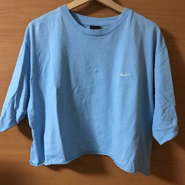 Tシャツ NIKE ナイキ 半袖 クロップド ショート丈 ワンポイント