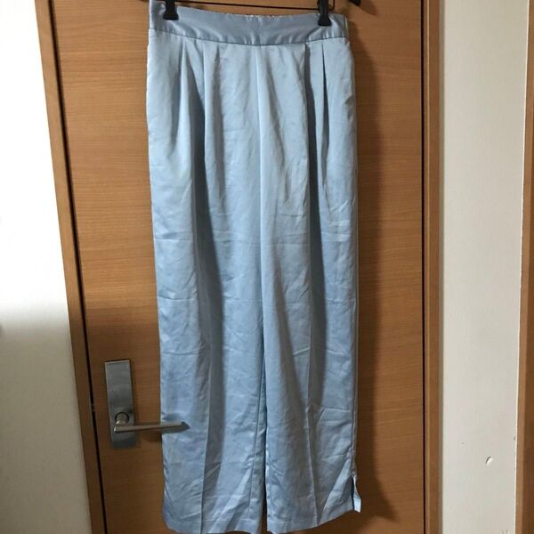 スラックス テーパードパンツ GU ジーユー XL 大きいサイズ パンツ