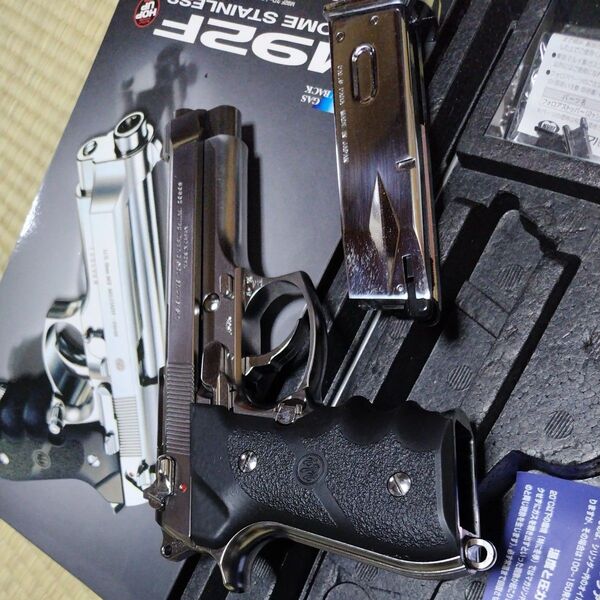 東京マルイ M92F Chrome Stainless モデルガン