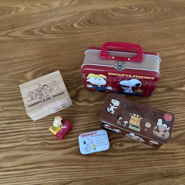 スヌーピー SNOOPY PEANUTS まとめて 缶に傷 凹みあり 当時物 グッズ