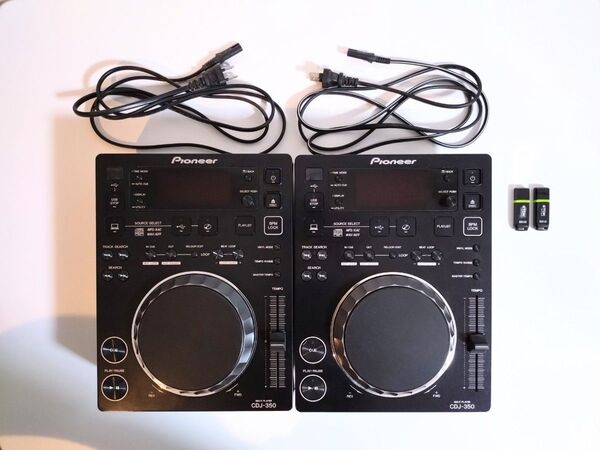 Pioneer CDJ-350 2台セット・32GBUSB付き
