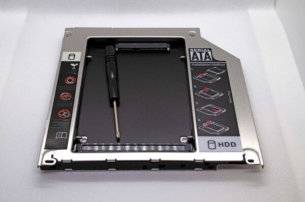 HDD/SSD用キャディ 光学ドライブベイ用 3個
