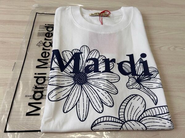 在庫ラスト一点 新品 マルディメクルディ Mardi Mercredi 花柄Tシャツ 半袖 ホワイト ×紺色