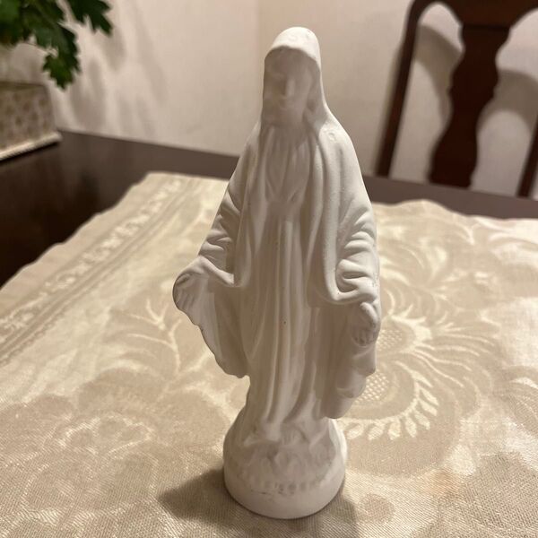 聖母マリア像 高さ約18cm