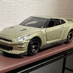 希少 トミカ 初回 日産 GTR R35
