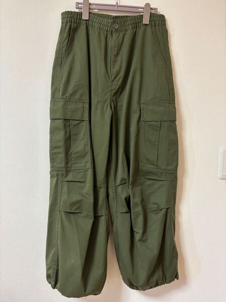 【美品】GU スーパーワイドカーゴパンツ Sサイズ