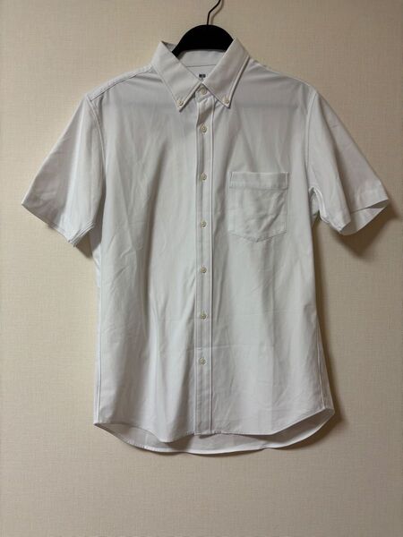 美品 ユニクロ ドライイージーケアコンフォートシャツ ボタンダウン 半袖 M