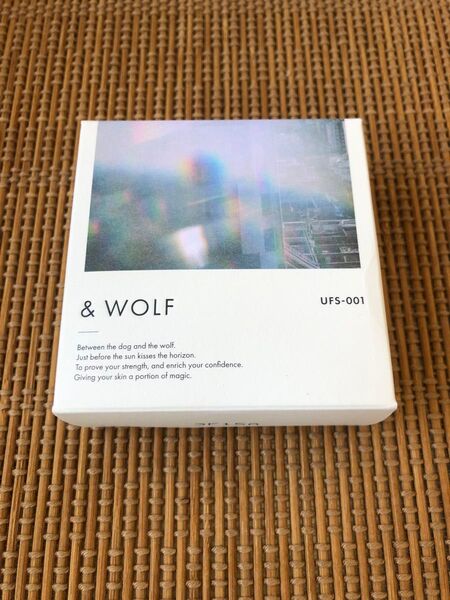 Nオーガニック WOLF セラムリキッドファンデーション001