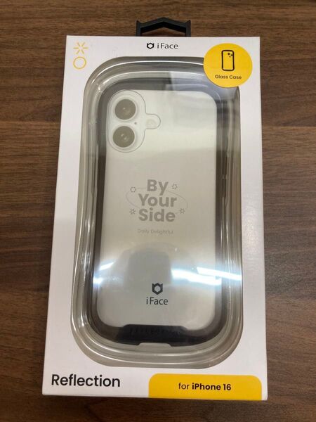 iPhone 16用 強化ガラスクリアケース iFace Reflection (ブラック) Hamee 41-979617