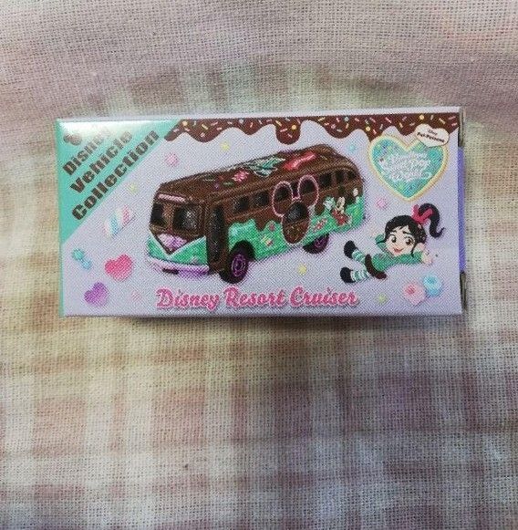 トミカ ディズニーリゾートクルーザー パルパルーザ ヴァネロペ