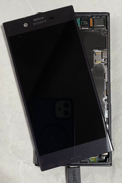 ジャンク Xperia XZ SO-01J 32GB ドコモ SIMフリー