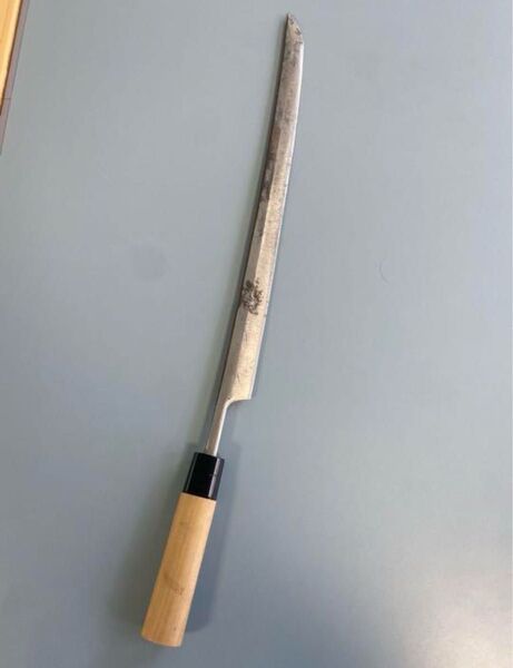 玉鋼製 日本刀リメイク包丁 完全受注生産 両刃。両鎬。刀剣研磨練習用錆身品。先丸タコ引き包丁。納期1週間〜2週間ほど 和包丁 玉鋼
