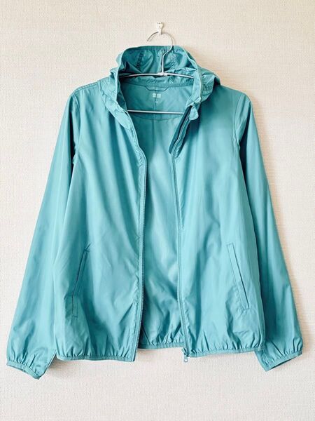 ユニクロ UNIQLO ポケッタブルUVカットパーカー ミントグリーン Sサイズ