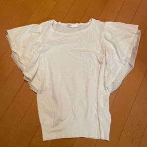 フリル袖トップス ホワイト ノースリーブ