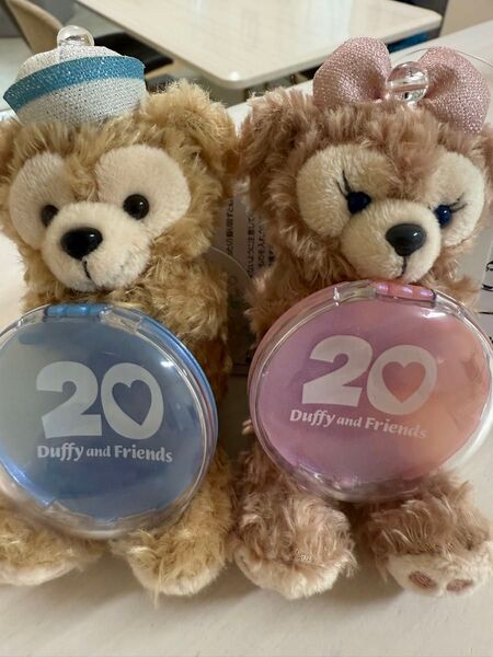 東京ディズニーシー ダッフィーフレンズ 20周年 カラフルハピネス ダッフィー とシェリーメン2点セット