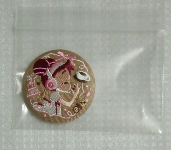 【未使用】春風どれみ パティシエ服 おジャ魔女どれみ 刺繍缶バッジビスケット より1種