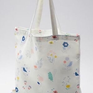 【新品未使用】プリントトートバッグ ベルメゾン ミニラボ 花 植物 鳥 白 ホワイト A3 かわいい おしゃれ パリ サブバッグ