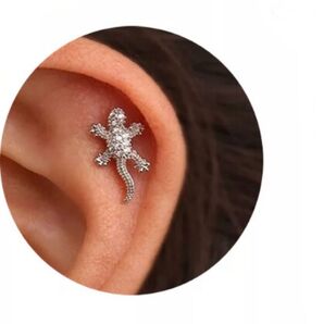 52:イモリ ボディピアス ピアス 20G シルバー