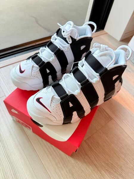 ナイキ NIKE スニーカー エア モア アップテンポ WHITE/BLACK/UNIVERSITY RED 26.5cm 新品