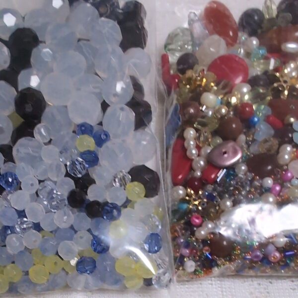 アクリルビーズなど まとめ売り200g 手芸 ハンドメイド アクセサリー