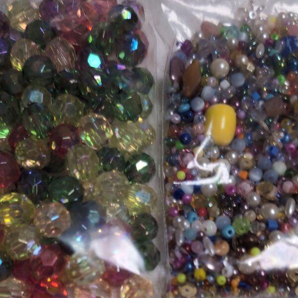 アクリルビーズなど まとめ売り200g 手芸 ハンドメイド アクセサリー