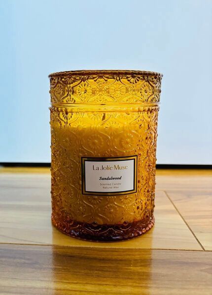 新品 未使用 LA JOLIE MUSE アロマキャンドル サンダルウッドの香り 木の芯 ガラスの瓶 550g 90時間