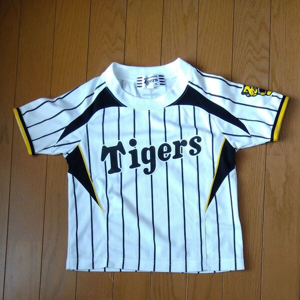 阪神タイガース ユニフォーム Tシャツ