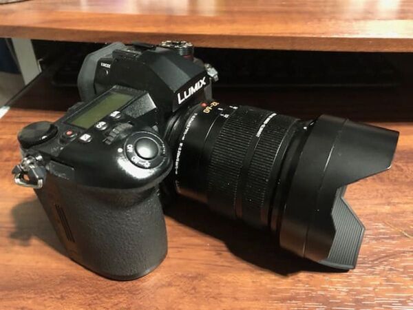 パナソニック Lumix DC-G9L 一眼カメラとライカレンズ 中古 送料込み