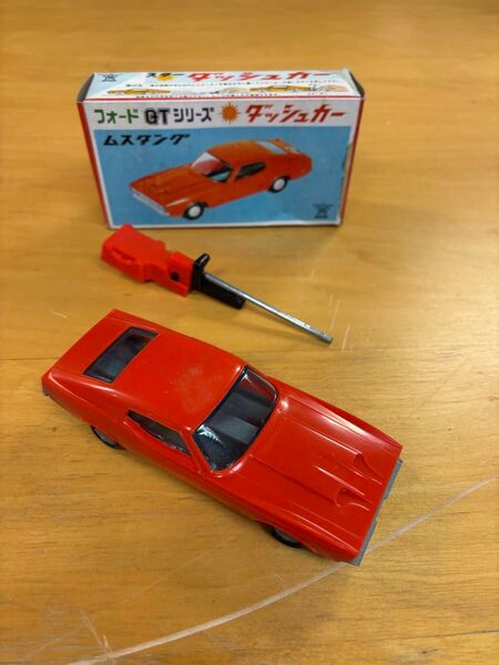 昭和レトロ フォードGT ダッシュカースター社製 1970年激レア品ミニカー A